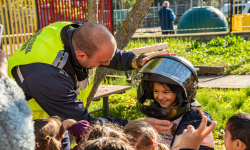 „Внимателни от малки“ – ДГ „Ален Мак“ и полицията в Царево с обща мисия