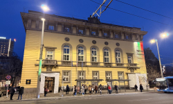 С ускорено темпо тече ремонтът на една от най-емблематичните сгради в Бургас  