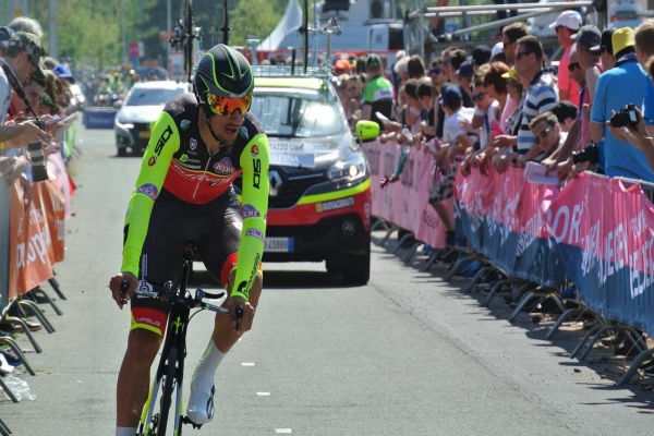 Мостът в Бургас ще бъде осветен в розово в чест на 
