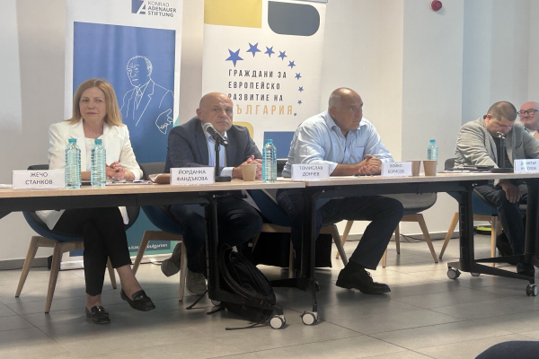 Борисов от Бургас: България се нуждае от финансова дисциплина, силни региони и подкрепа за бизнеса