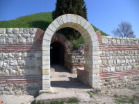 Поморие поема управлението на Тракийската куполна гробница, превръща я в туристически обект