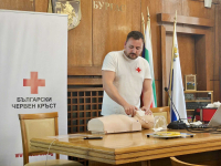 Обучение по първа помощ за родители на тийнейджъри ще се проведе в УМБАЛ-Бургас 