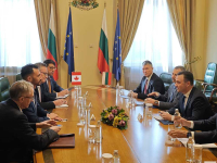 България подписа стратегически договор за нови ядрени мощности