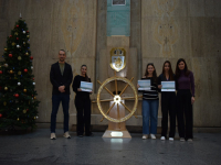 Трима ученици от Бургас бяха отличени за доброволческата им дейност