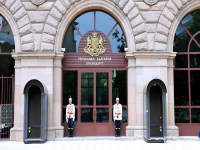 Йотова започва консултации с парламентарните групи за служебния премиер