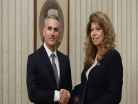 Андрей Гюров представи списък със служебни министри - ето кои са