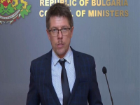 Вицепремиерът за провеждане на честни избори подаде оставка