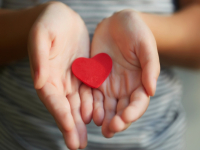 Благотворителна инициатива дарява грижа на онкоболни жени и деца