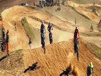 Над сто състезатели участват в първия кръг от шампионата по мотокрос край Поморие