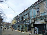 Възстановяват още една от знаковите стари сгради в центъра на Бургас