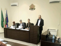 Д-р Феим Мурад ще управлява трети мандат Медицинския център в Айтос