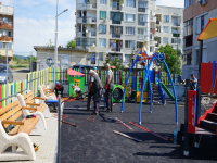 Община Айтос изгражда две нови детски площадки в Емировския квартал