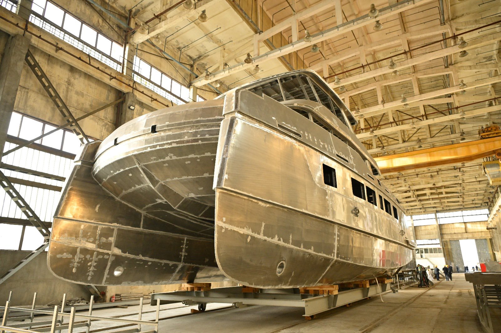 В Бургас започна производството на катамарани