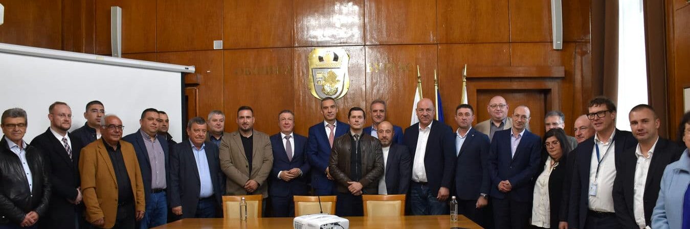 Всички общини в Бургаска област се обединиха в сдружение за финансиране на полети