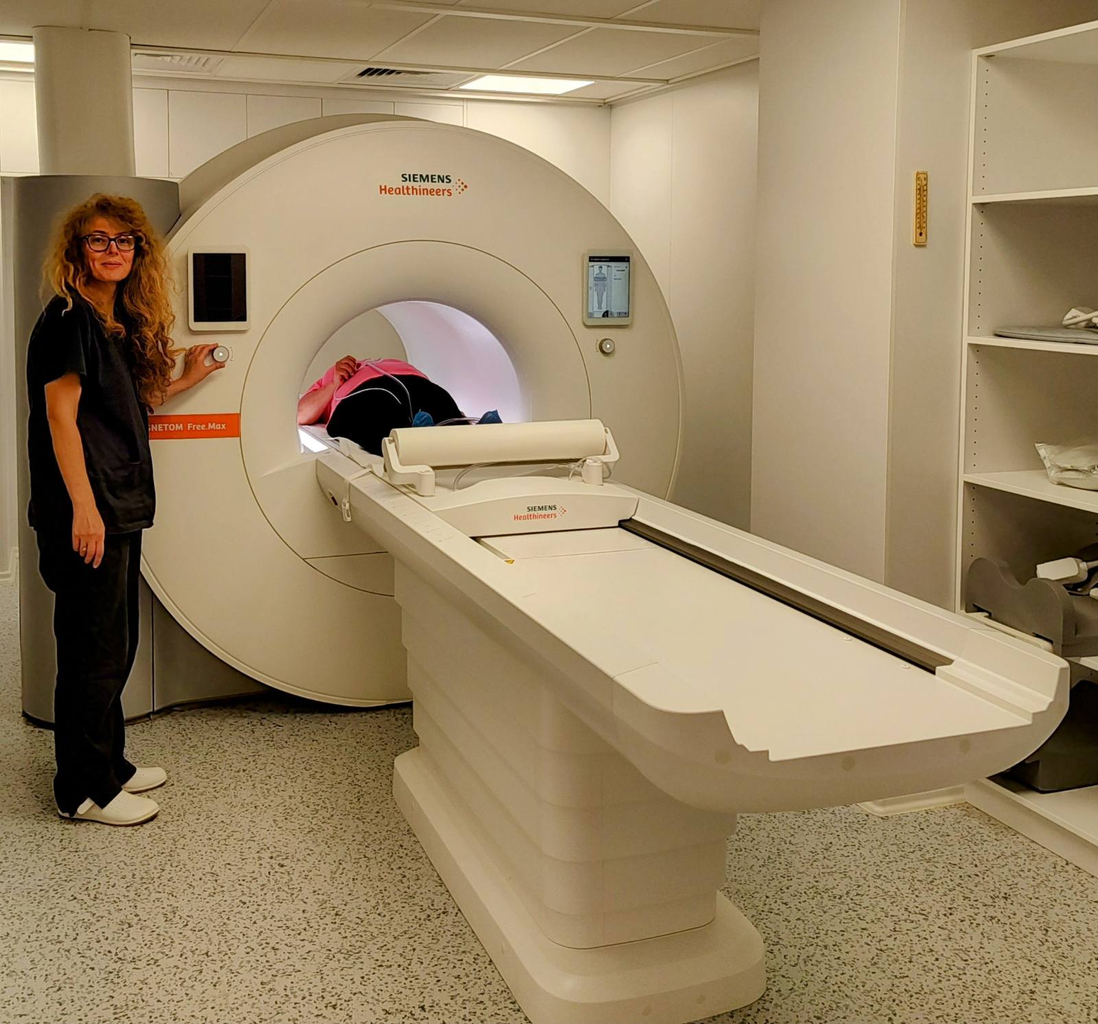 МБАЛ Лайф Хоспитал разполага с нов ядрено-магнитен резонанс на Siemens 