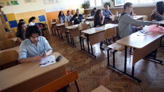 От днес до 29 май се провеждат допълнителните матури по желание