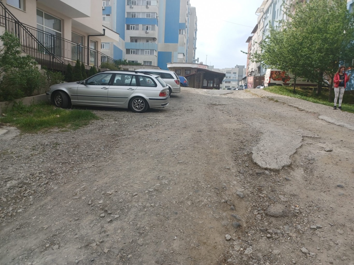 Благоустрояват още пространства в „Меден рудник“ по програма „Моят град“