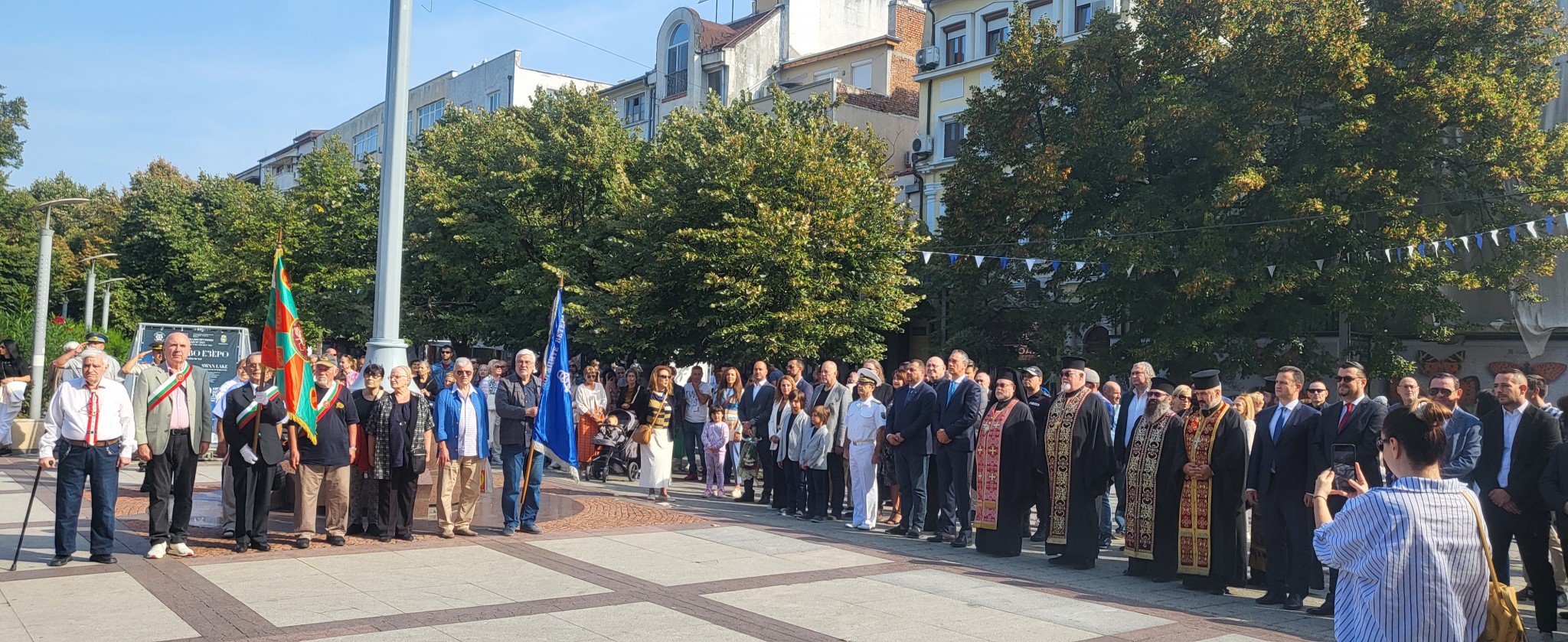 Отбелязахме Деня на Независимостта с военни почести и молебен за благоденствие на Бургас