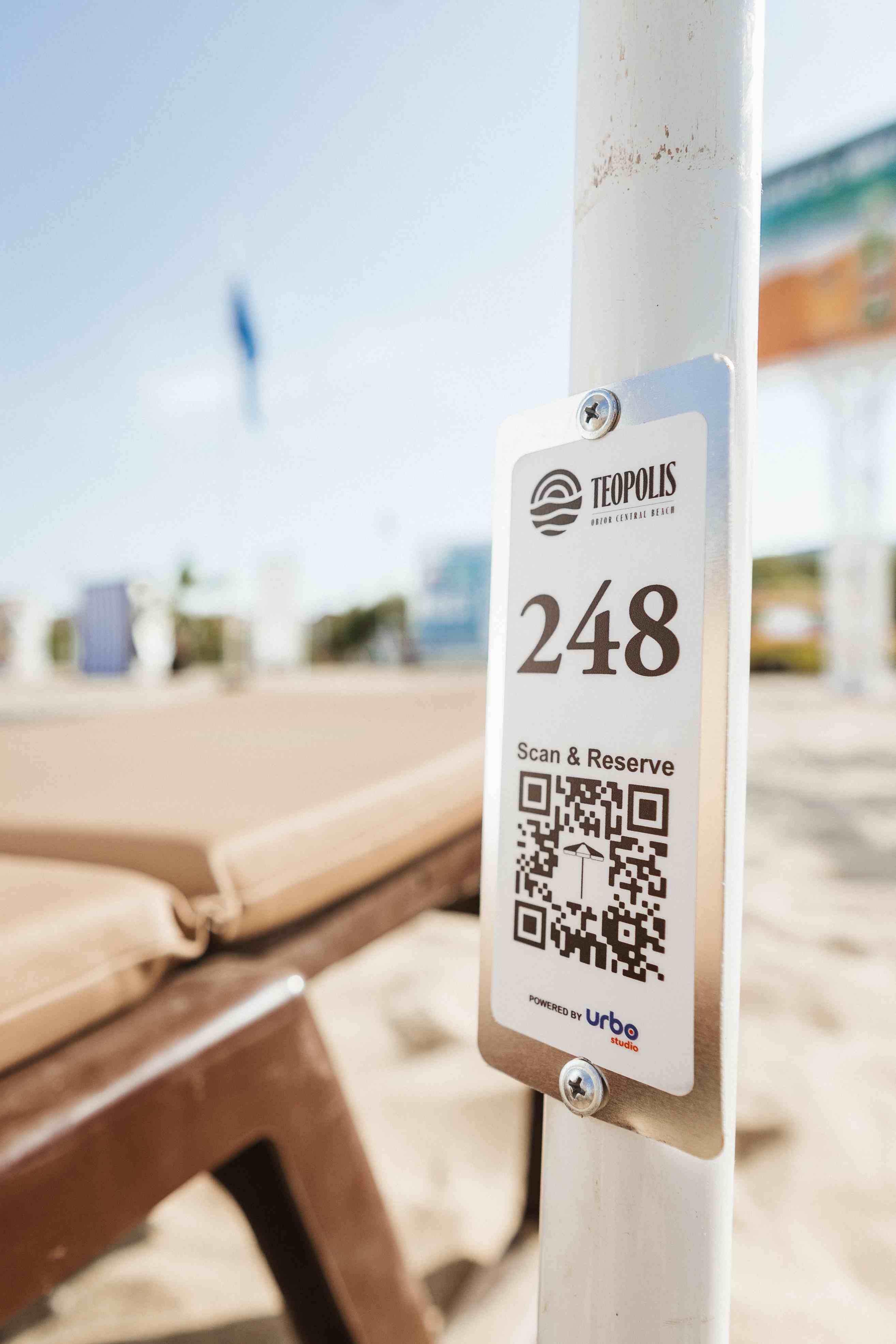 За първи път у нас: Плаж в Обзор предлага онлайн резервация на чадъри