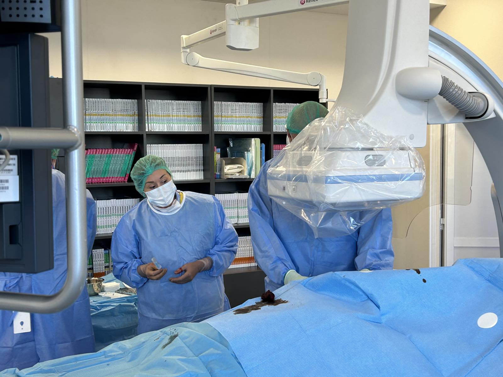 Нов вид пейсмейкъри с шанс за по-добър живот поставят в УМБАЛ-Бургас