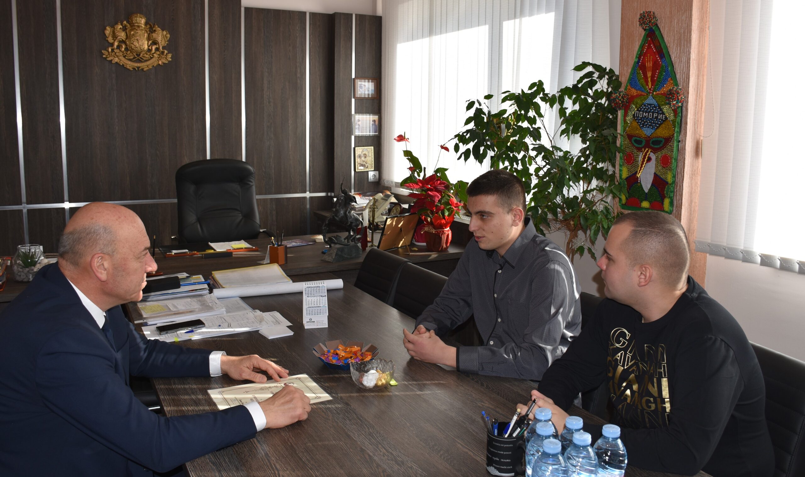 Двама младежи от Поморие са сред десетте от цялата страна, заслужили престижната стипендия „Буров“