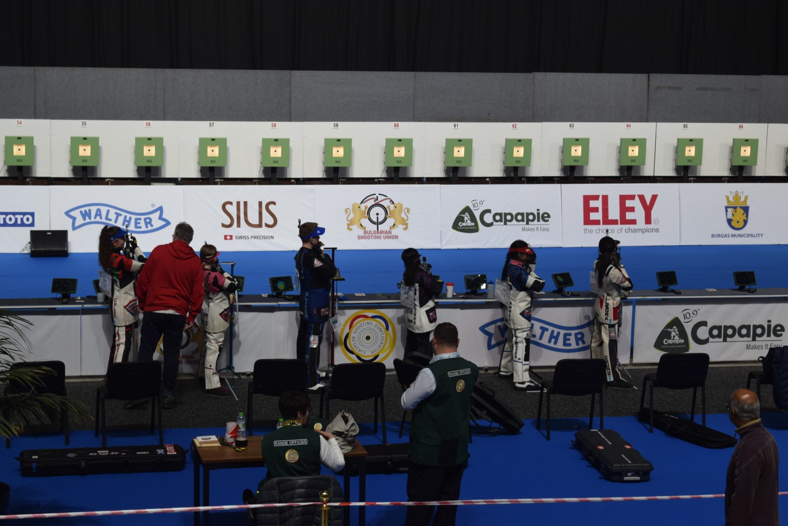 800 състезатели от 39 държави дадоха старт на европейското по стрелба в Бургас