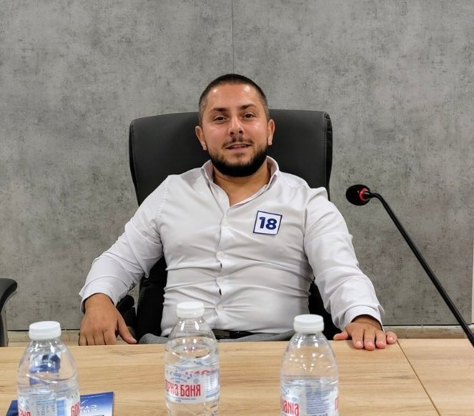 Андон Михайлов, ГЕРБ-СДС: Имам опита, за да променя образованието към по-добро!