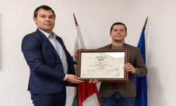 Царево ще има нова болница, кметът Киров подписа договор с инвеститора