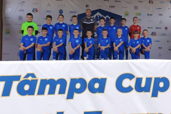 Малките акули се представиха блестящо на международния турнир Tampa Cup в Брашов