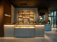 Emporio Armani официално откри новия си магазин и първото Armani/Caffè в Бургас