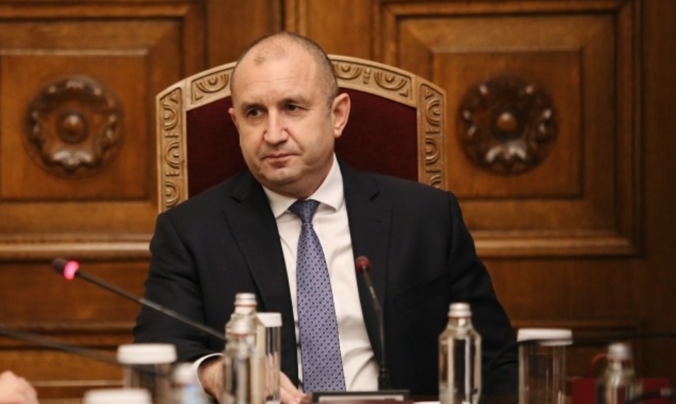 Приключват консултациите при президента